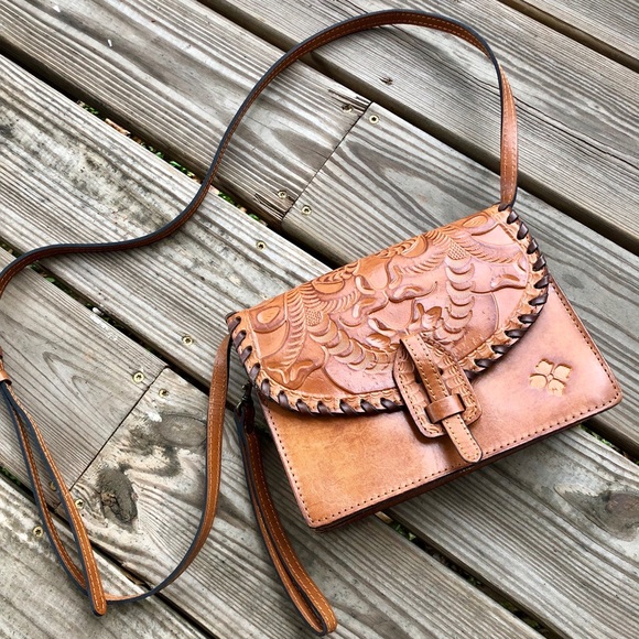 Patricia Nash Handbags - Patricia Nash Leather Crossbody Purse